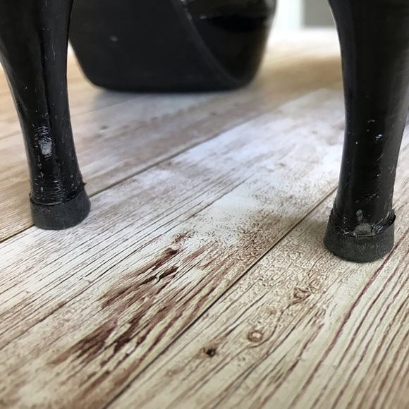 Steve Madden Black Patent Peep Toe Platform Sz 10 - Picture 4 of 8